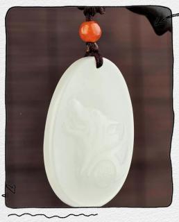 和田玉与翡翠的独特魅力解析