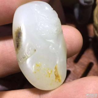 新疆和田玉羊脂白玉籽料貔貅 苏工 黑皮,二手市场